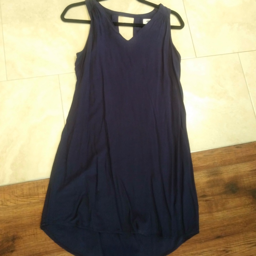 Dress - Picture 1 of 2